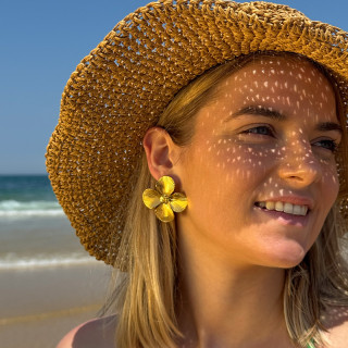 Boucles d’oreilles acier fleur striée