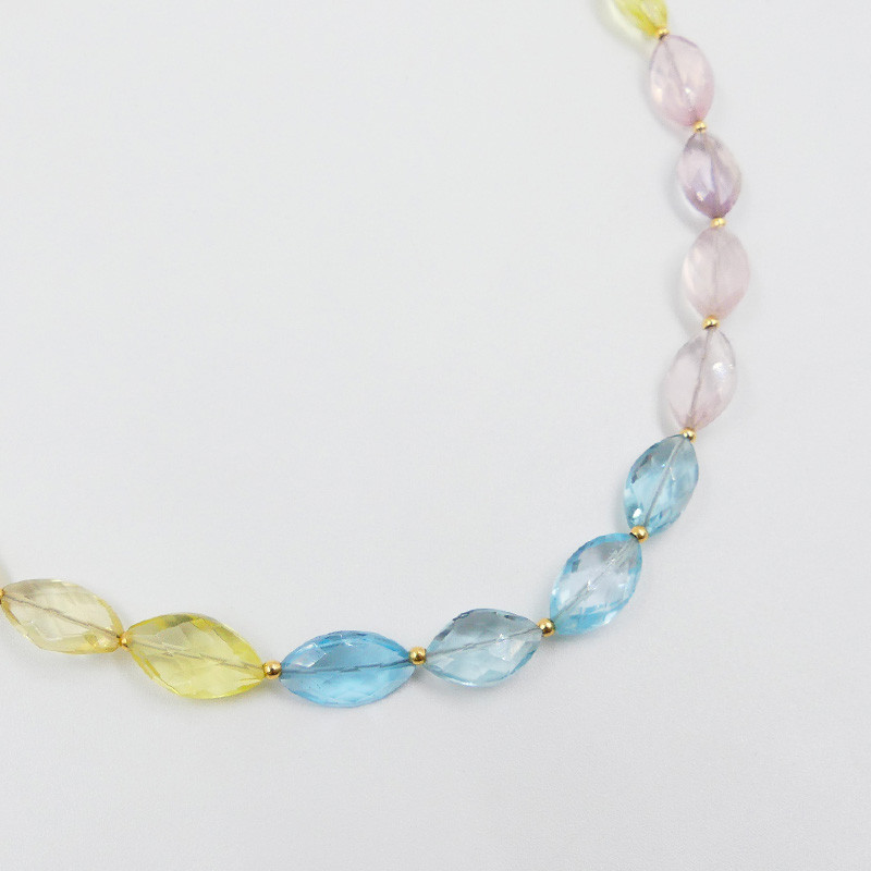 Collier Plaqué or multi pierres naturelles