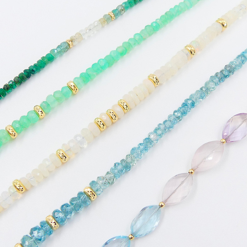 Collier Plaqué or multi pierres naturelles