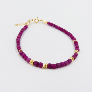 Bracelet doré et rubis