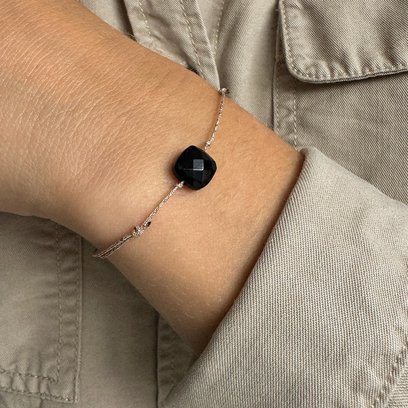 Bracelet Cordon pierres carrées