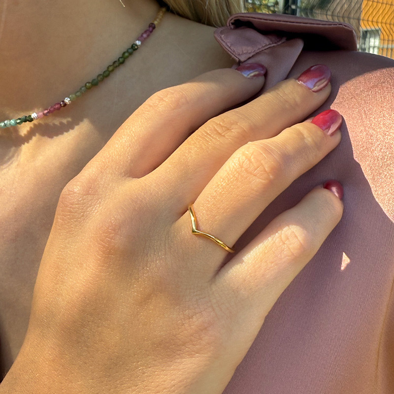 Bague dorée Chevron