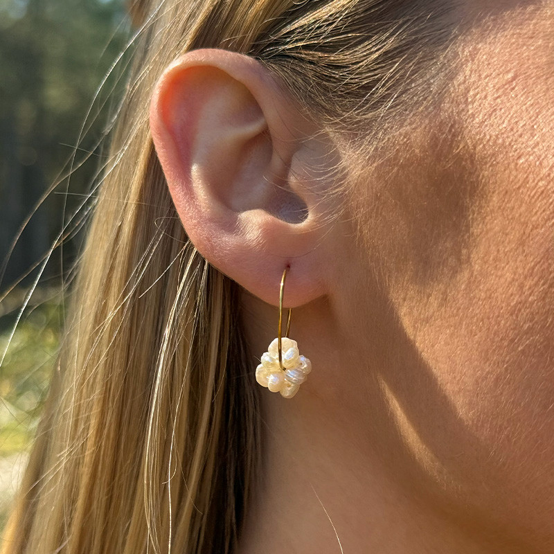 Créoles dorées perlées