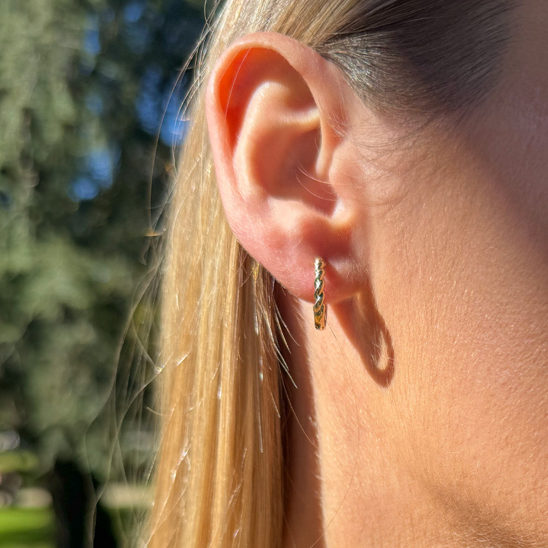 Créoles Plaqué Or semi torsadée