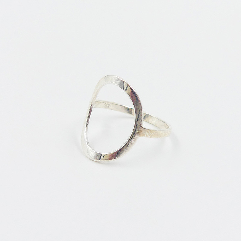 Bague fine Argent cercle ovale