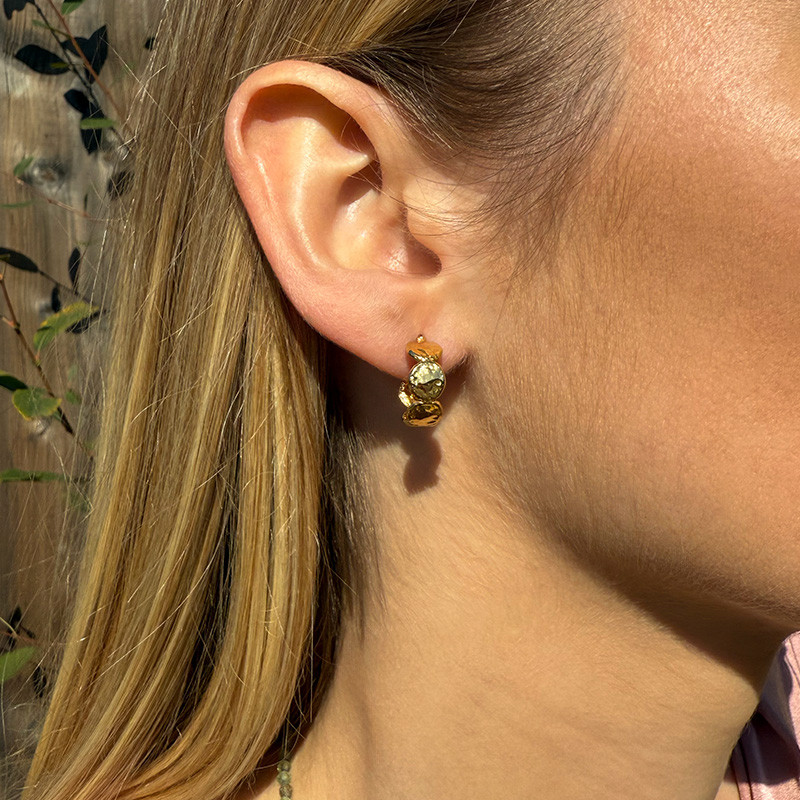 Mini créoles ouvertes acier doré