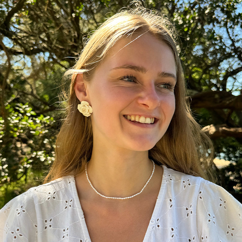 Boucles d’oreilles Fleur Blanche