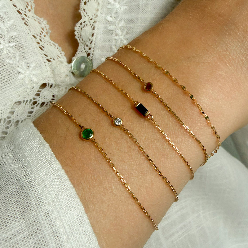 Bracelet or 18 carats solitaire diamant