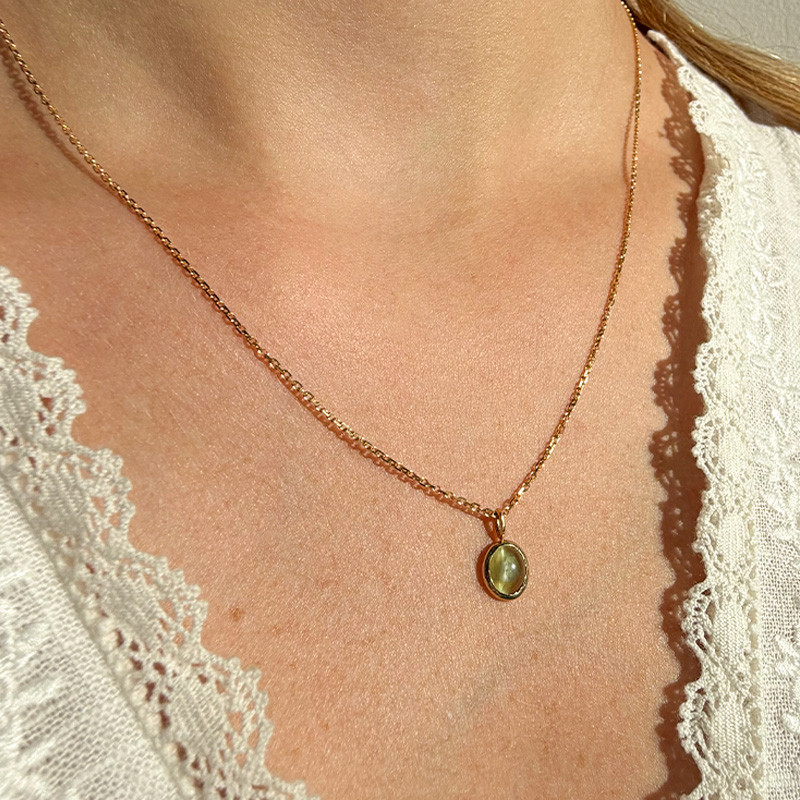Collier or 18 carats & Chrysoberyl