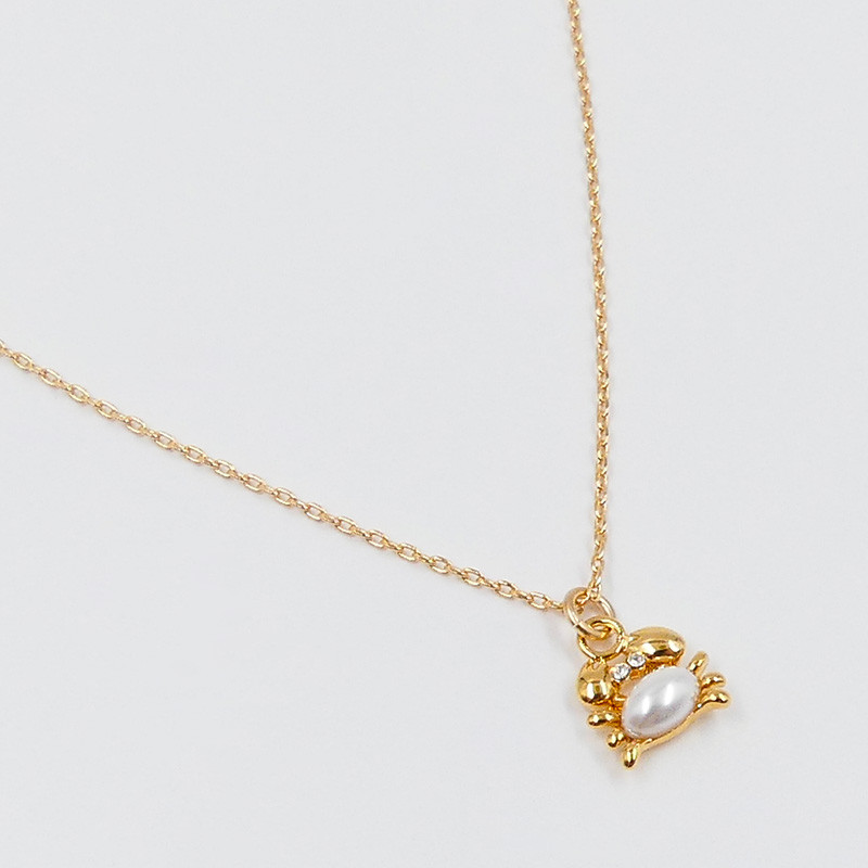 Collier enfant plaqué or crabe nacre