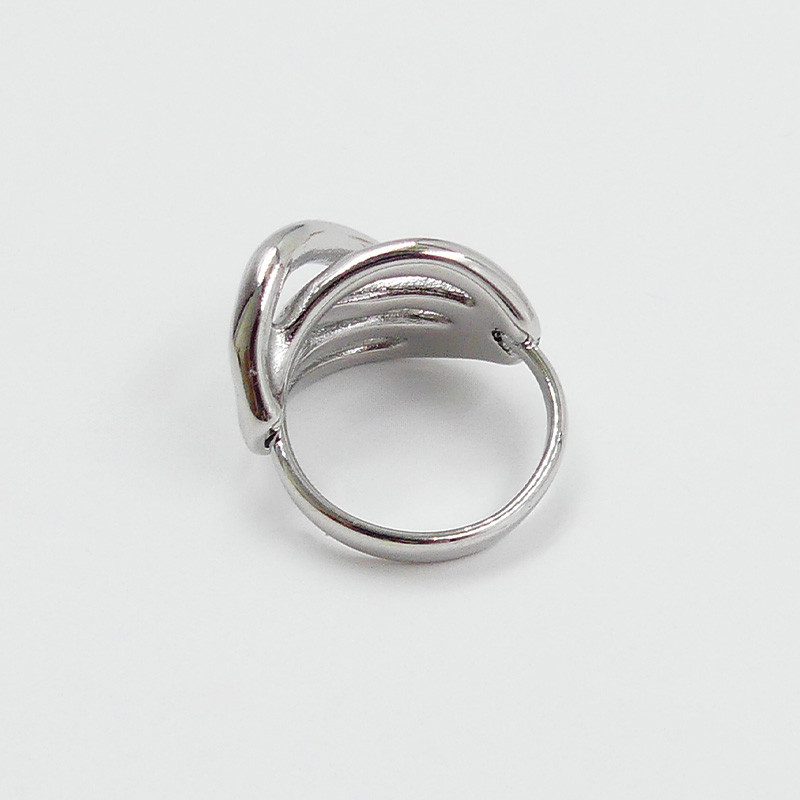 Bague design moderne argentée