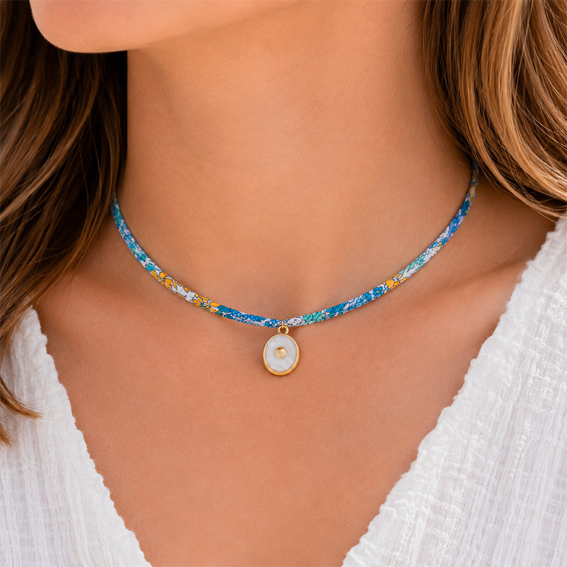 Collier Liberty bleu femme