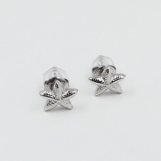 Clous d'oreilles femmes et enfants