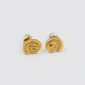Clous d'oreilles acier doré coquillage