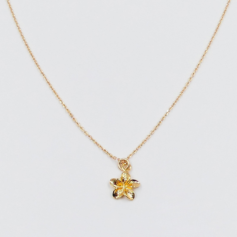 Collier fleur dorée femme