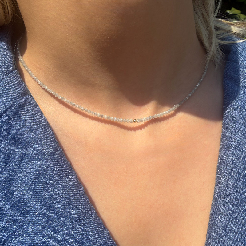 Collier or 18 carats 15 carats diamants blancs porté femme