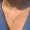 Collier or 18 carats & Emeraude