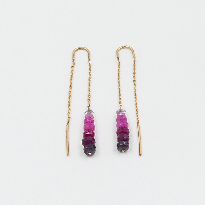 Boucles d’oreilles or 18 carats rubis