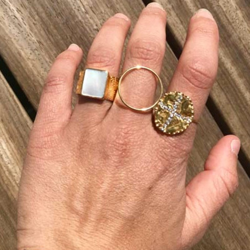 Bague Dorée Cercle Fin