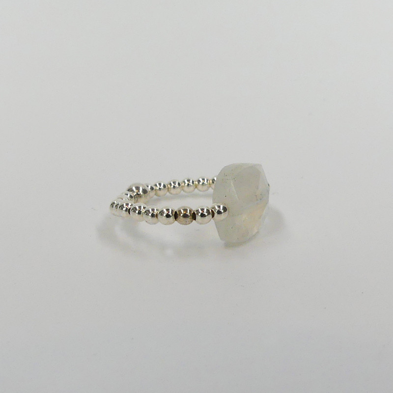 Bague Argent élastique et petite pierre fine