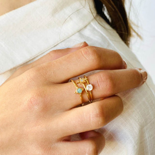 Bague Dorée Solitaire Pierre de Lune